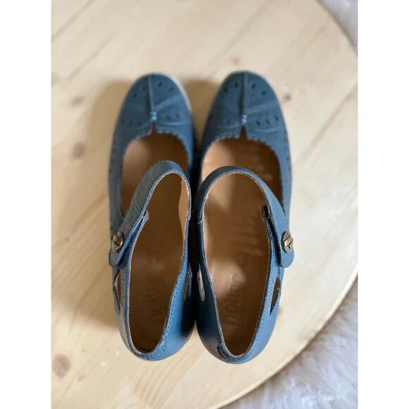 Hotter Mary Jane shoes - Picture 3 of 7